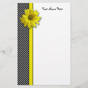 Svartvit polka dots för gul daisy brevpapper