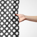 Svartvit Polka dots, Polka Dot Mönster Sjal<br><div class="desc">Cute,  roligt och adabel polarprick mönster i svart och vitt färg. Modern gåva och trendig,  perfekt för polka dots älskare i ditt liv.</div>