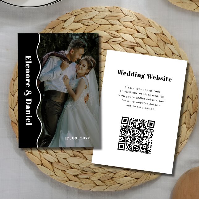 Svartvit | QR-kod för Photo Bröllop Side Wave Tilläggskort (Black and White | Photo Wedding Side Wave QR code Enclosure Card)