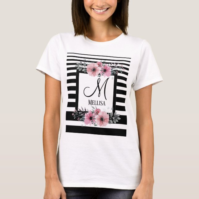 Svartvit Rand Rosa Blommigt Monogram T Shirt (Framsida)