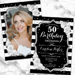 Svartvit Rand Silver Foto 50:e födelsedagen Inbjudningar<br><div class="desc">Femininininbjudan till elegantens blommigt på 50 års födelsedag med ditt foto på baksidan av kortet. Glam svartvit design med faux glitter silver. Innehåller svart och vitt rand, ro, skript och konetti. Perfekt för en snyggt vuxen under firande party. Anpassa med dina egna detaljer. Kan anpassas för vilken ålder som helst!...</div>