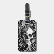 Svartvit rosa skalle på snörebakgrund