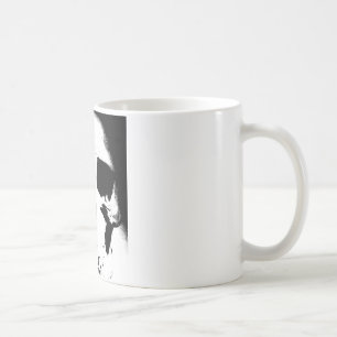 Svartvit skal kaffemugg