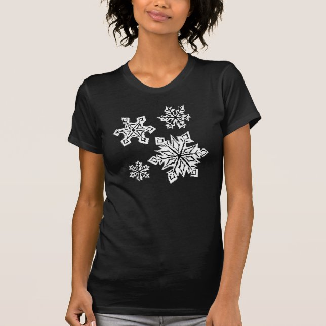 SVARTVIT SNÖFLINGOR TEE SHIRT (Framsida)