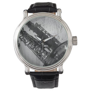 Svartvit tenor-saxofon armbandsur