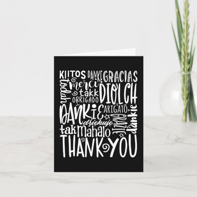Svartvit text på flera språk i tack kort (Framsida)
