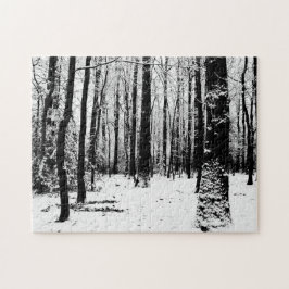 Svartvit träd i snö-pusslet pussel