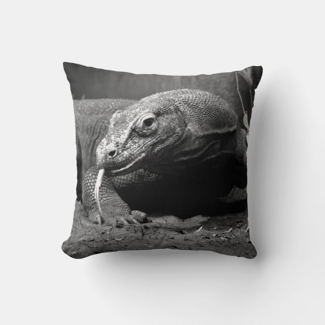 svartvit tunga för komododrake som lämnas ut kudde (Framsida)