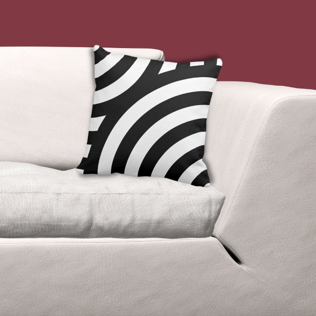 Svartvit våg Mönster Kudde (Geometric Black Nested Quarter Circle Pattern on White Throw Pillow, custom color possible)