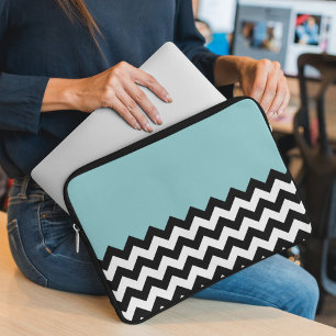 Svartvit Zigzag Mönster, Chevron, Blue Laptop Fodral