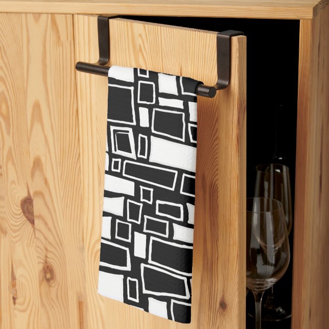 Svartvita geometriska plattor för abstrakt kökshandduk (Thirds Fold)