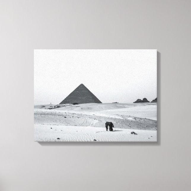 Svartvita pyramider canvastryck (Framsida)