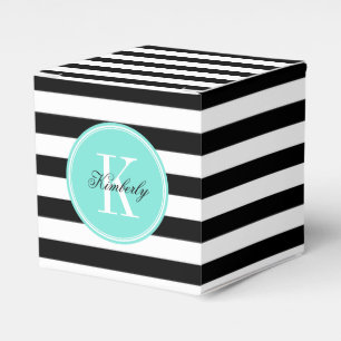 Svartvita randar med turkosmonogramen presentaskar