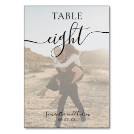 Svartvita skript namn foton bröllop bordsnummer