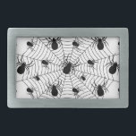 Svartvita spindlar spindelnät Halloween mönster<br><div class="desc">Black and White spindelnät Halloween Bälte-låsbeslag. Coola roligt mönster med Spooky Halloween-cobweb design. Anpassningsbar vit med stora och små,  skrämmande krypspindlar.</div>