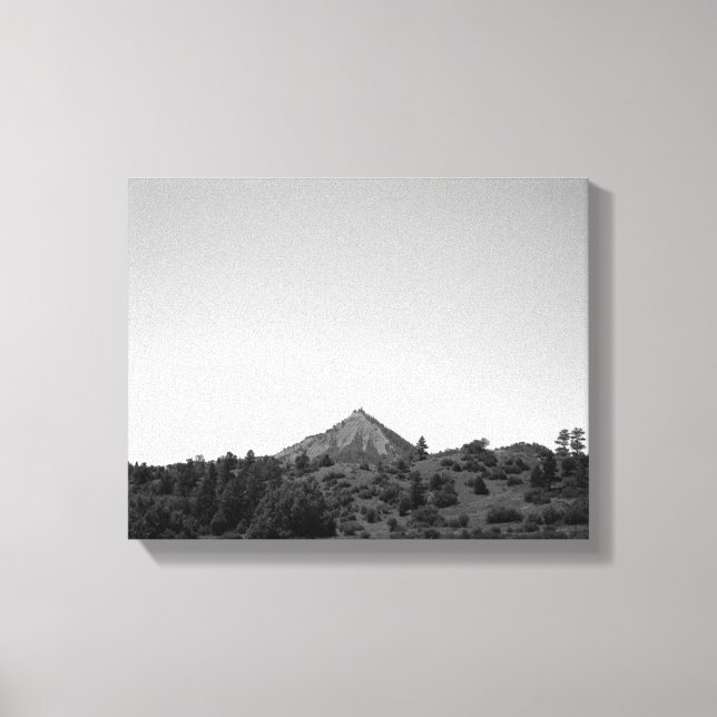 Svartvitt färgbergsberg på Horisont 11 x 14 Canvastryck (Framsida)