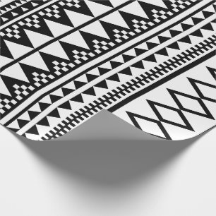 Svartvitt geometriskt Aztec mönster Presentpapper