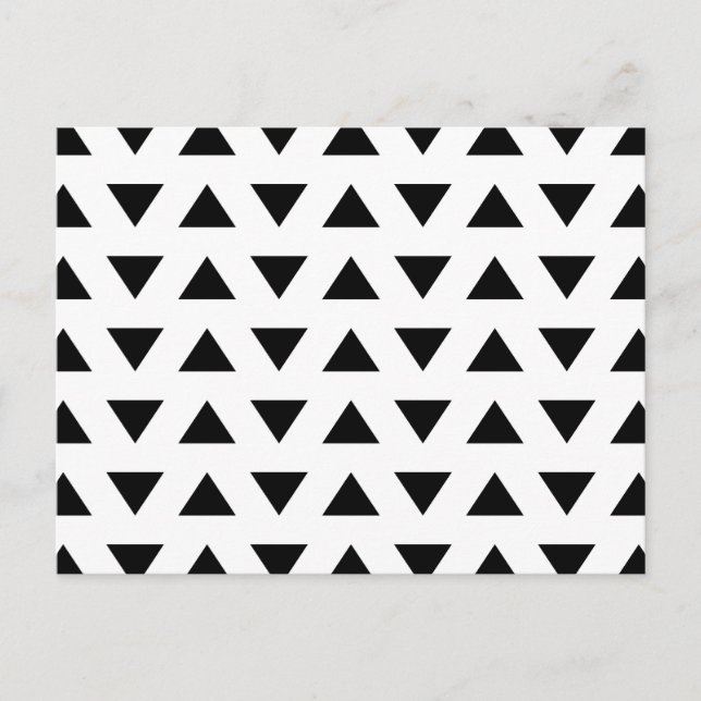 Svartvitt Geometriskt Mönster i Triangles. Vykort (Framsida)