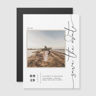Svartvitt Modern minimal Spara datumfoto Magnetisk Inbjudningskort