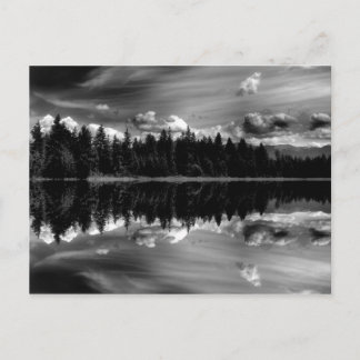 Svartvitt reflektionskort vykort