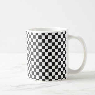 Svartvitt rutigt mönster kaffemugg