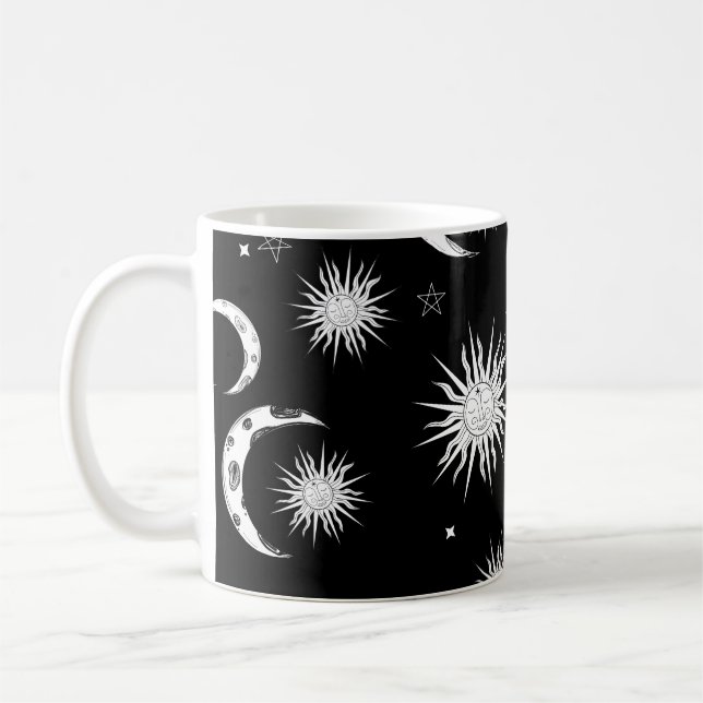 Svartvitt Whimsical Sol Måne & Stars Kaffemugg (Vänster)