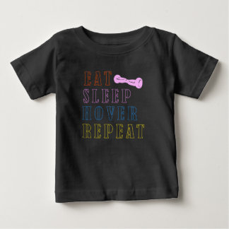 Svävande T Shirt