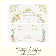 Royal Elegance: Vintage Design with Flowers