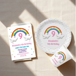 På moln 9! Rainbow Birthday Inbjudningar