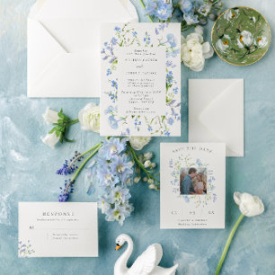 Airy Fransk ReEmergency Light Blue Blommigt Bröllo Inbjudningar