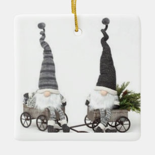 *SVECT LITEN GNOMES* CHRISTMAS ORNATION JULGRANSPRYDNAD KERAMIK