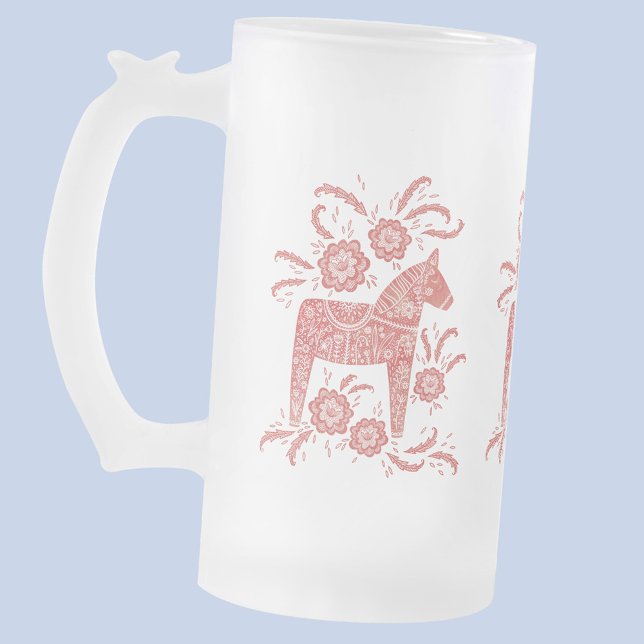 Svenska Dala Horses Red and White Frostat Ölglas (Red and white Dala Horse Swedish folk art frosted glass beer mug)