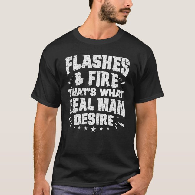 Svetsfogar och eld som riktiga man de t shirt (Framsida)