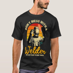 Svetsgåvor är inte med en svetdare t shirt