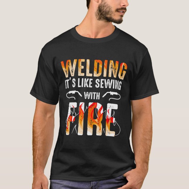 Svetsning av svetsfogar, som sömnad med brand t shirt (Framsida)