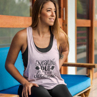 Svettning av felaktiga beslut Funny Fitness-citat Linne Med Racerback