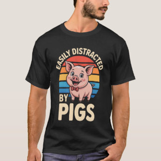 Svinbonde lätt distrad av svin Djurlivsentusiast T Shirt