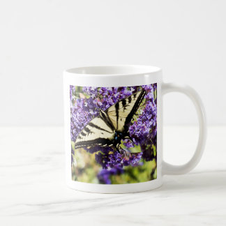 Swallowtail fjärilsmugg kaffemugg