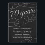 Swanky Silver 70:e Födelsedagsfesten Inbjudningar<br><div class="desc">I finare har snyggt 70:e födelsedagsfest inbjudan blomning i vintagen elegant,  manusgrafi med texten "70 år, " glittery faux silver foil och chicens svarta bakgrund.</div>