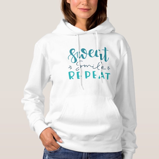 Sweat Smile Repeat T Shirt (Framsida)