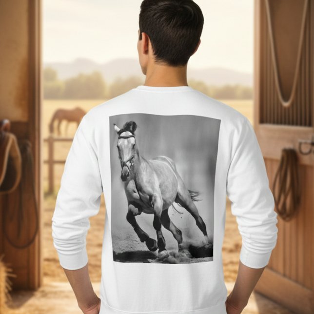 Sweatshirt with horse (Skapare uppladdad)