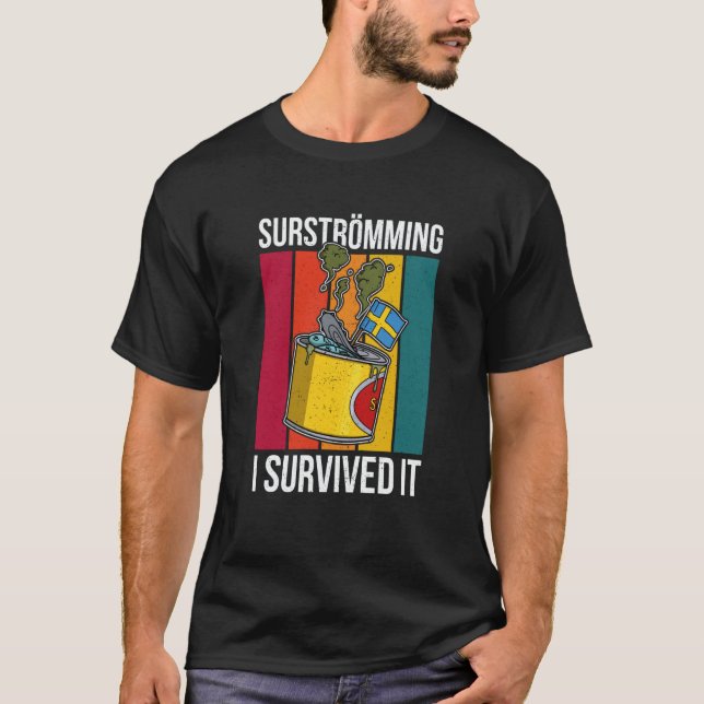 Sweden Swedish fish specialty Surstromming puke fi T Shirt (Framsida)