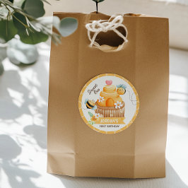 Sweet Bee Birthday Classic Round Sticker Runt Klistermärke