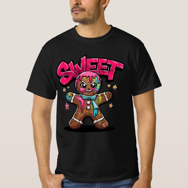 Sweet Chaos – Graffiti Gingerbread Christmas Shirt T (Framsida)