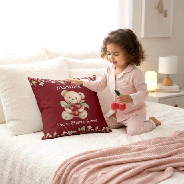 Sweet Cherry Bear Name Pillow Kudde (Skapare uppladdad)