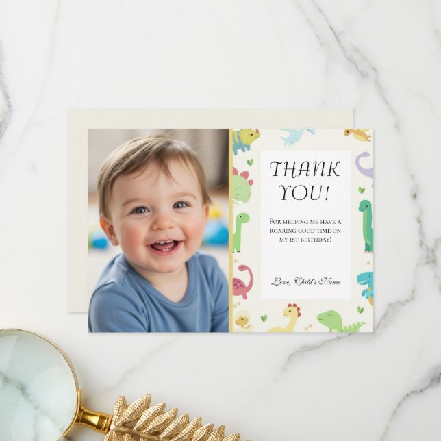 Sweet Dinomite Photo 1st Birthday Invitation Tack Kort (Fram/Back In Situ)