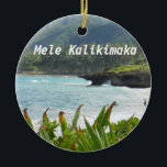 Sweet Hawaiian Beach-julprydnad Julgransprydnad Keramik<br><div class="desc">Söt och scenisk hawaiisk stranddesign har den traditionella hawaiiska julen hälsning,  "Mele Kalikimaka".</div>