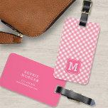 Sweet Monogram Baby Rosa Gingham Bagagebricka<br><div class="desc">Resa i stil med detta söta monogram bagagetagg med en rosa mot baby rosa gingham mönster på framsidan med en rosa baksida. Anpassa den genom att ersätta platshållartexten. Om du vill ha fler alternativ som att ändra teckensnittet och det är storlekt/färg eller mellanrummet mellan brev klickar du på knappen "Anpassa"....</div>