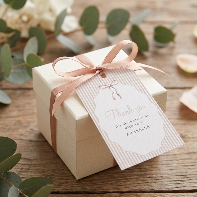 Sweet Pinstriped Beige Bow Baby Shower Thank You Presentetikett (Skapare uppladdad)