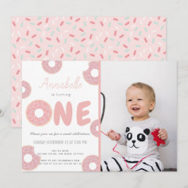 Sweet Rosa Donut Girl Photo 1st Birthday Inbjudningar